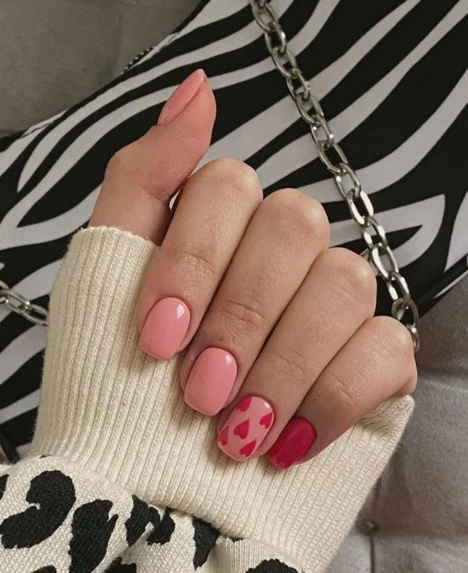 minimal valentines nails 005 b136ee50cc