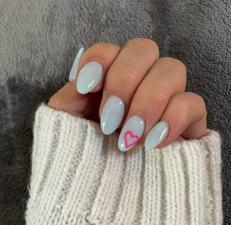 minimal valentines nails 029 e4f8acf3fd