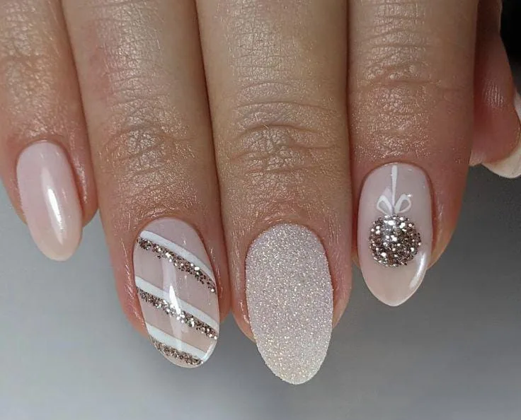 nude christmas nails 004 27a4c89a63