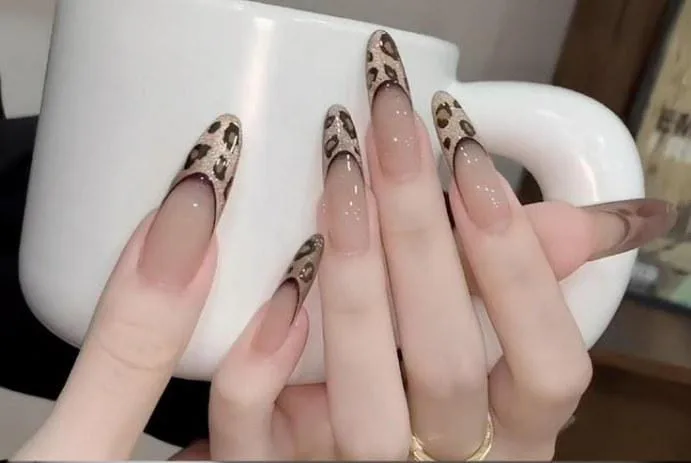 nude french tip nails 024 bf669a9735