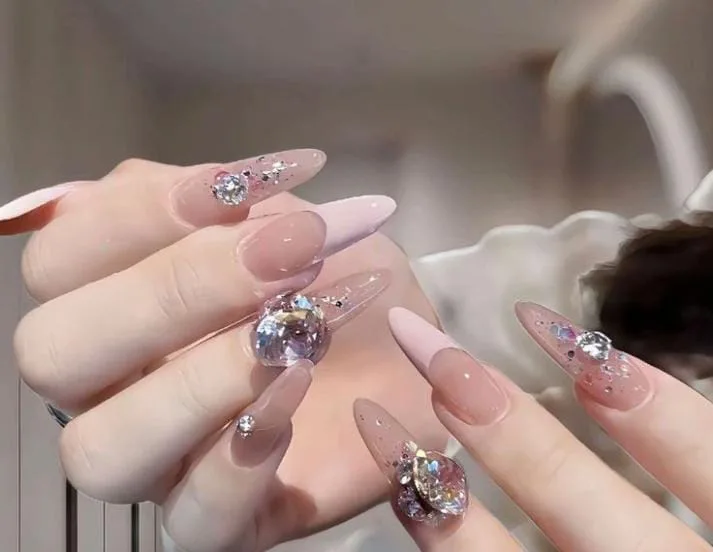 nude french tip nails 043 c3294b7d42