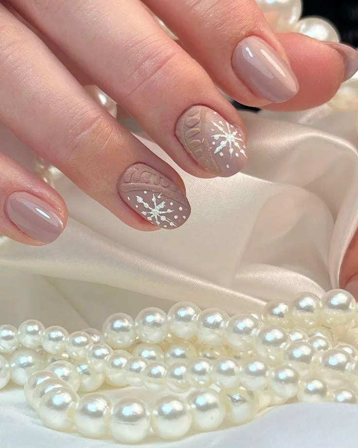 nude winter nails 003 1f4781d5a7