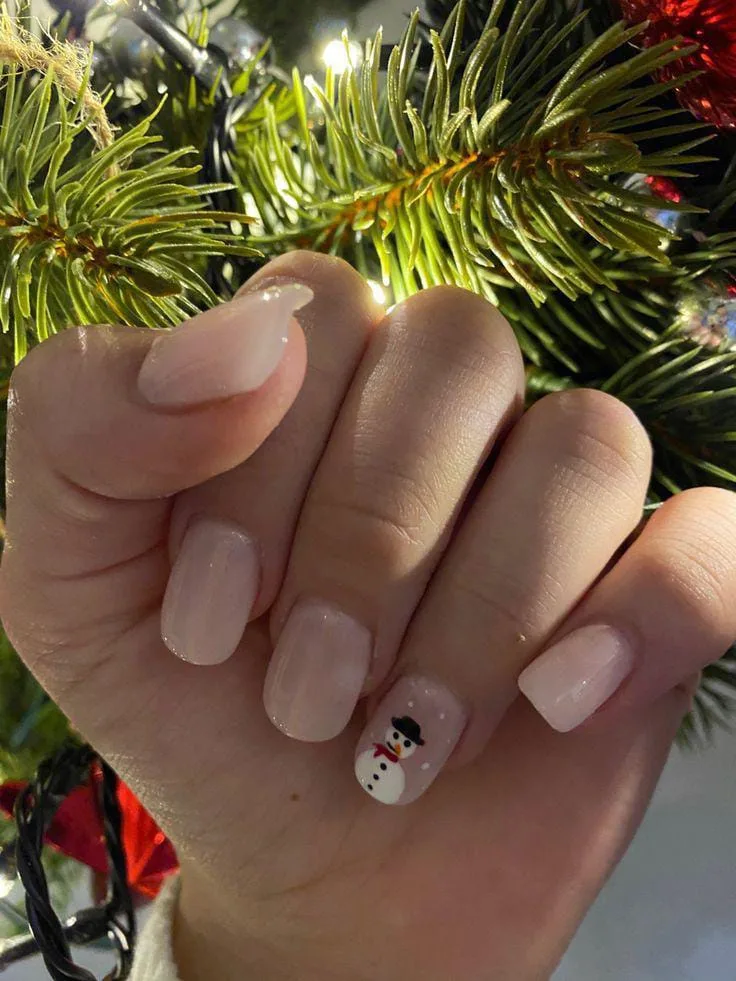 nude winter nails 024 08abd91515