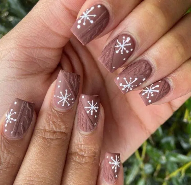 nude winter nails 042 51d3456de5