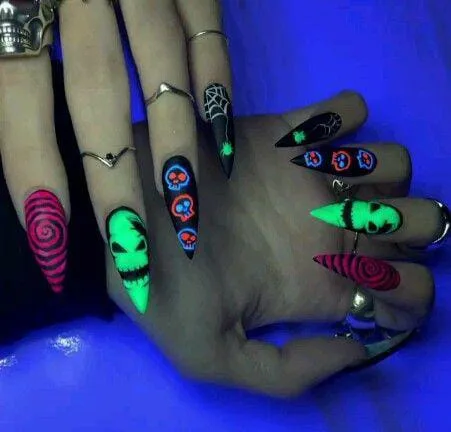 oogie boogie nails 023 fa485ed97c