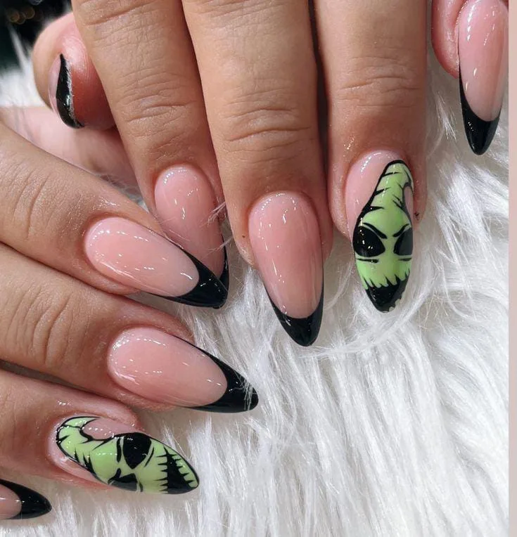 oogie boogie nails 025 180ac69baa
