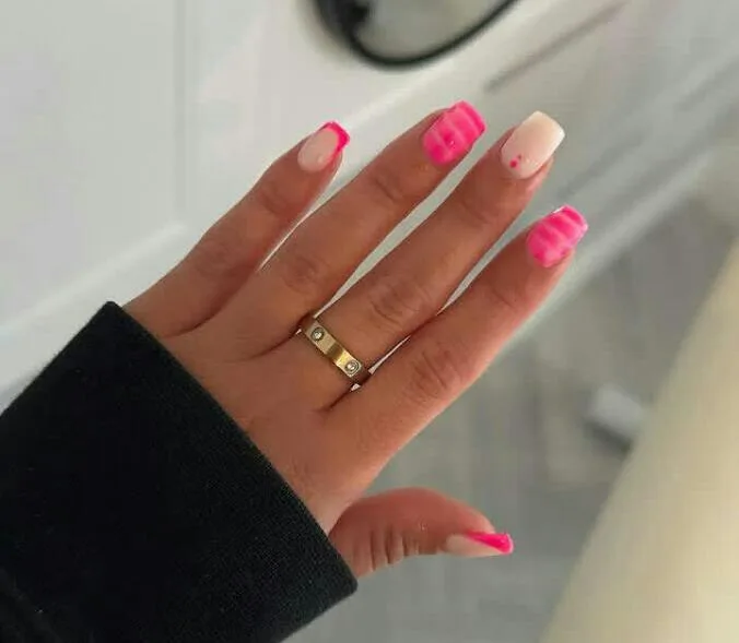 pink halloween nails 025 953f5787c8