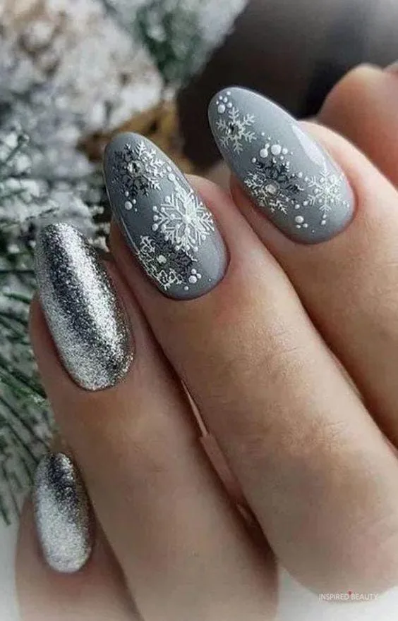 pretty winter nails 025 58555ec328