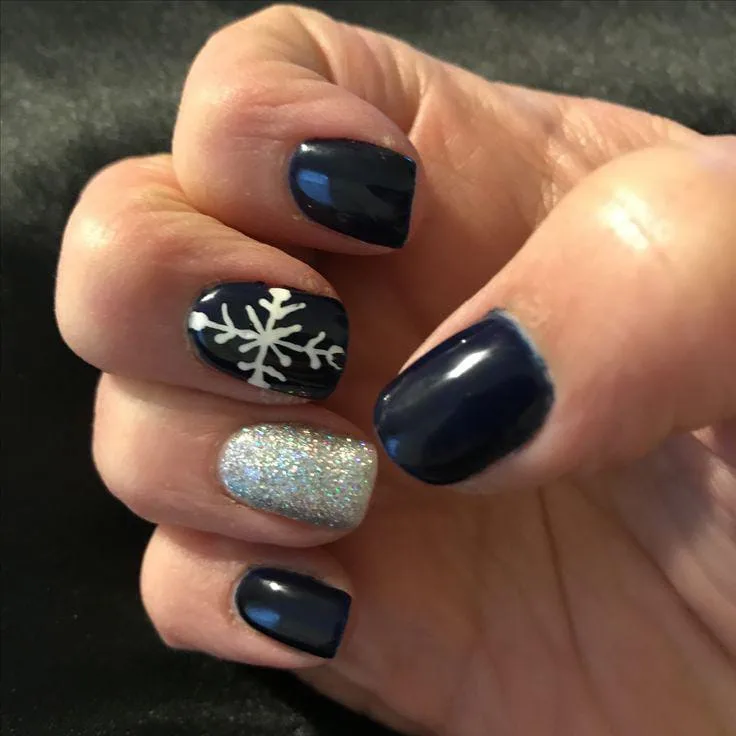 pretty winter nails 031 5e8e7889fa