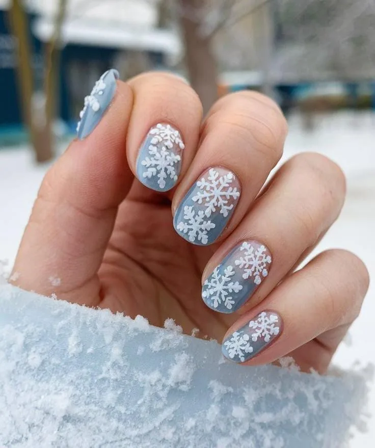 pretty winter nails 041 7a081396f5