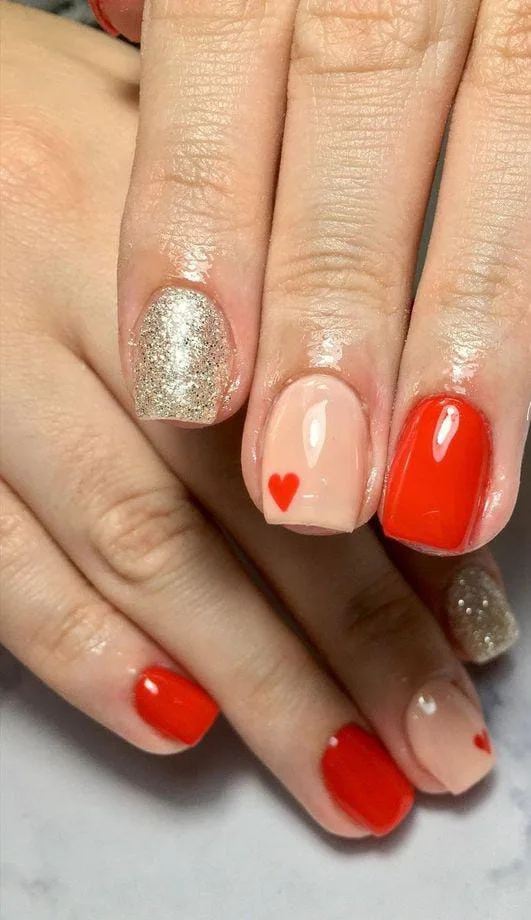 red and gold valentines nails 014 e82647db17
