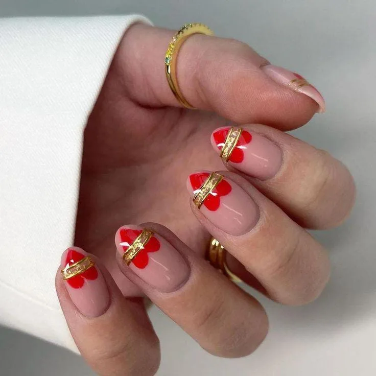 red and gold valentines nails 026 de4ec34e73