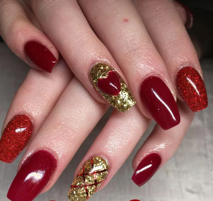 red and gold valentines nails 029 3b173afbfa