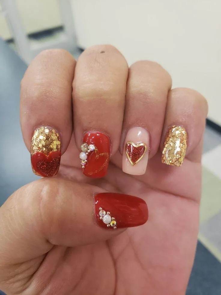 red and gold valentines nails 033 cc7d5f641d