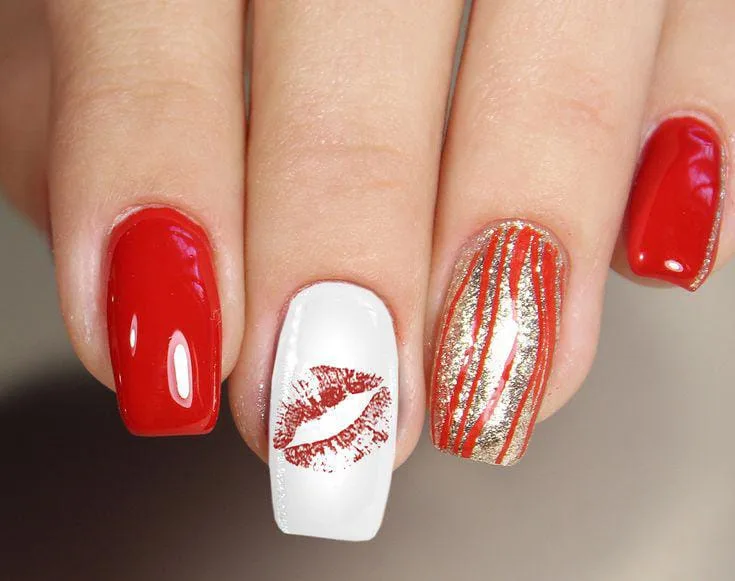 red and gold valentines nails 042 0244cfb6f5
