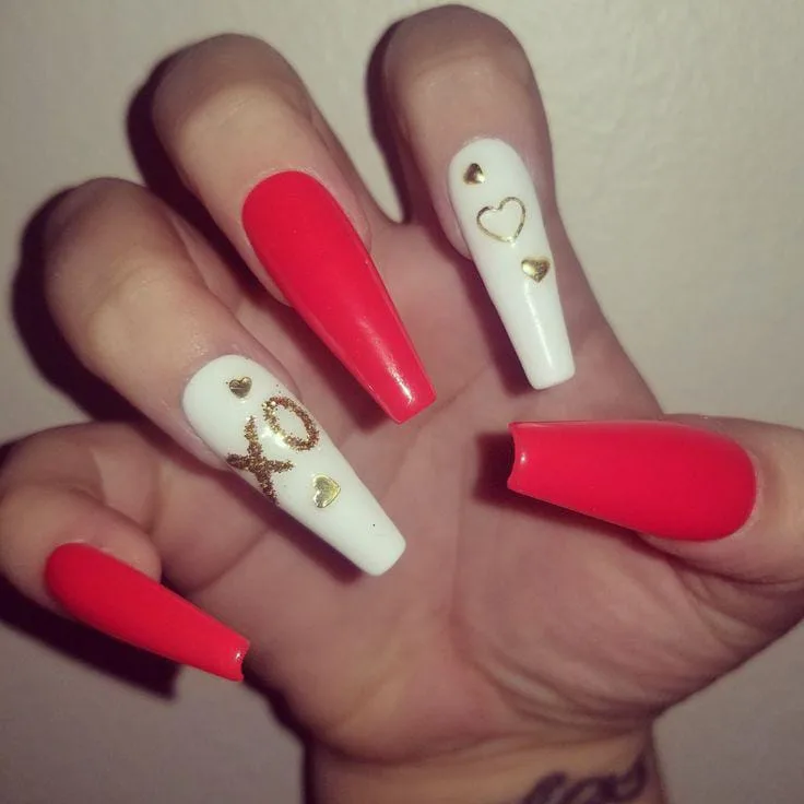 red and gold valentines nails 043 8d43e098a9