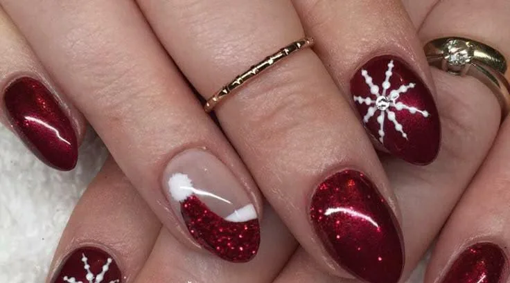 santa hat nail designs 006 872f3e0e2a