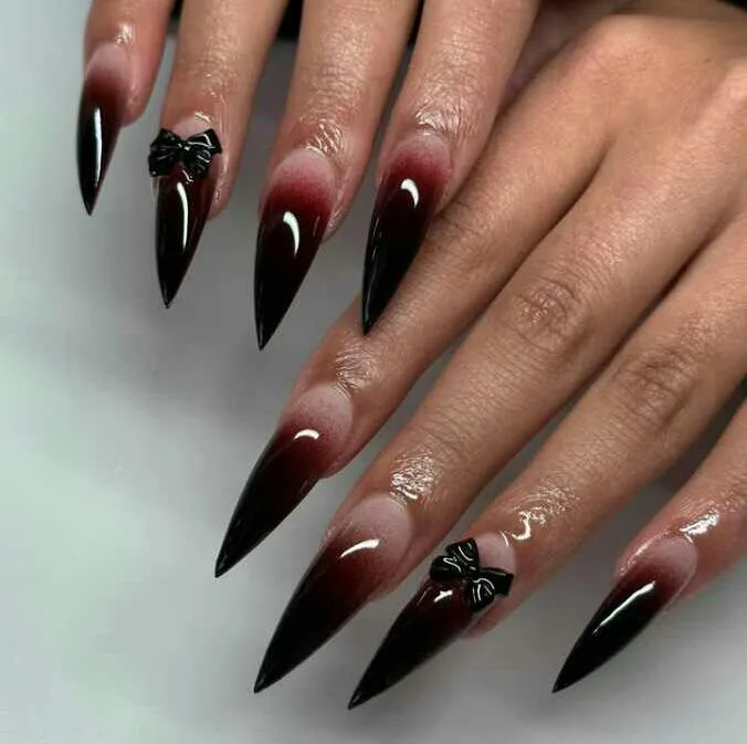 simple black halloween nails 009 b43d03219f