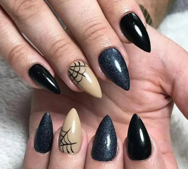 simple black halloween nails 012 85b10e9eff