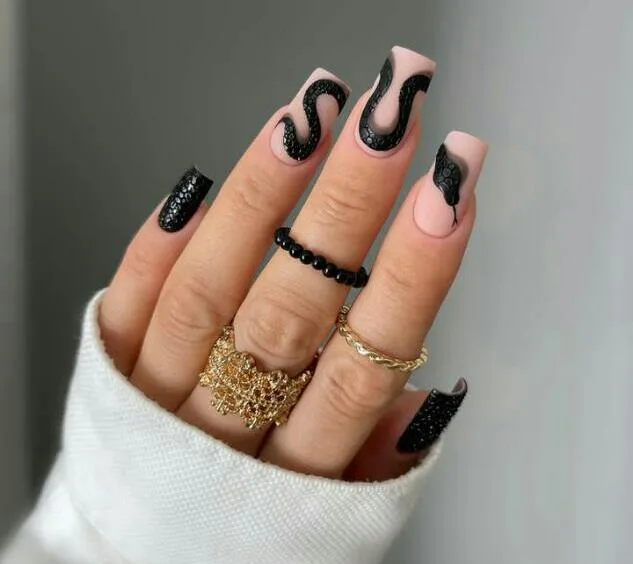 simple black halloween nails 014 ef02788b11