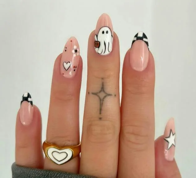 simple black halloween nails 024 7daea7ce2f