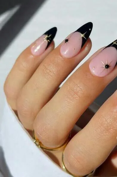 simple black halloween nails 025 f2c6787e0a