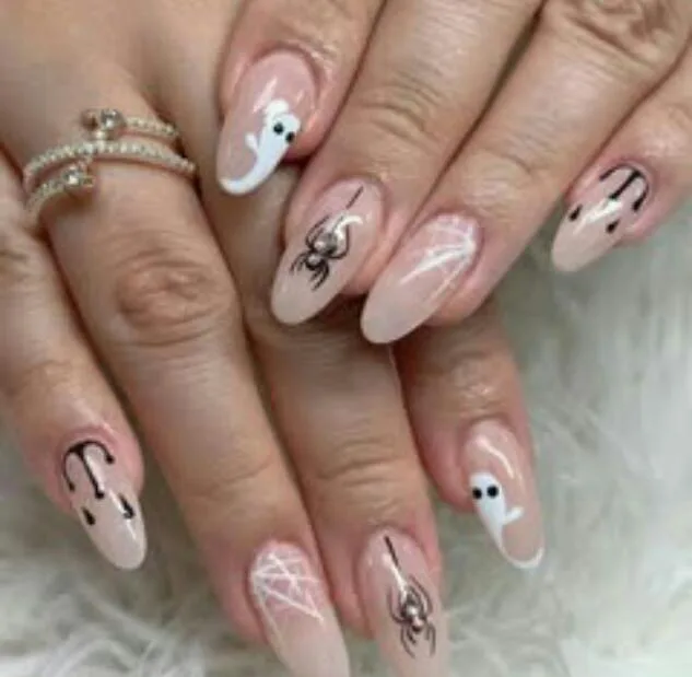 simple black halloween nails 031 f79cfc6c92