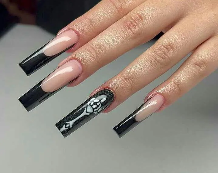 simple black halloween nails 035 d467b00944