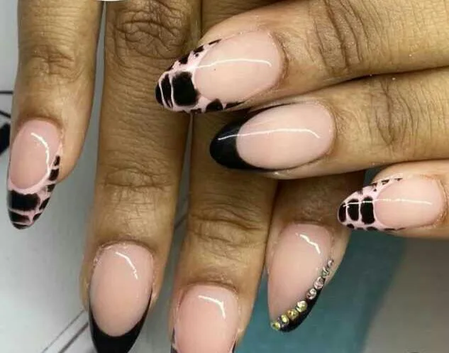 simple black halloween nails 036 28d445ff08