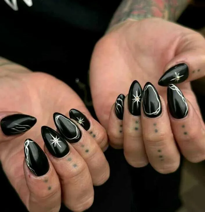 simple black halloween nails 040 6cf16a9132