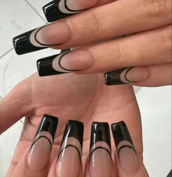 simple black halloween nails 041 fcb76604d7