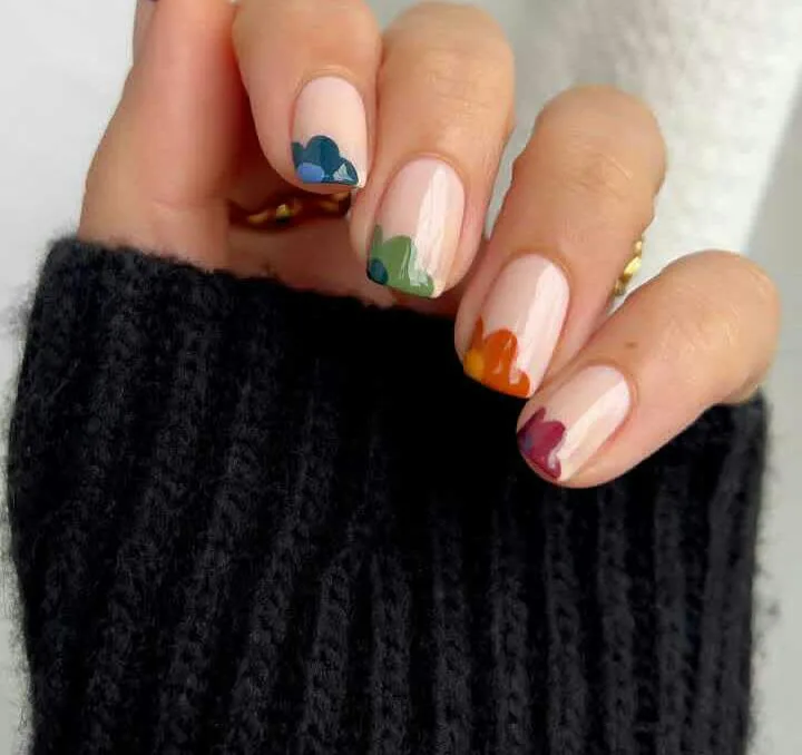 50+ Simple Fall Nail Designs for Effortless Seasonal Style 1