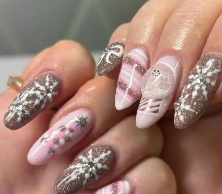 snow globe nails 003 eea39364a3