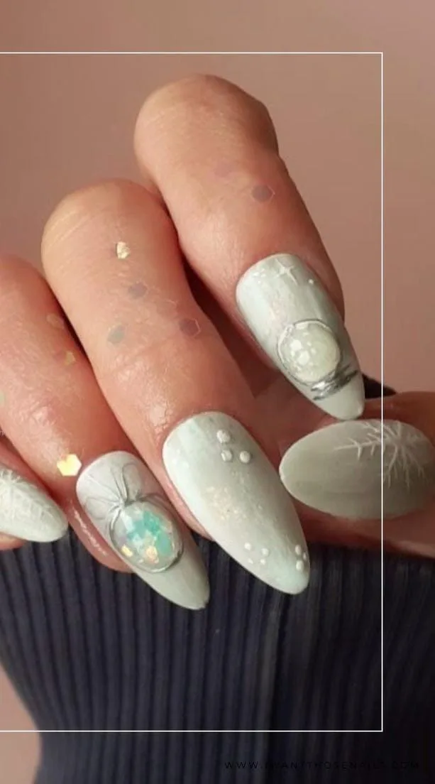 snow globe nails 040 776cfbcf36