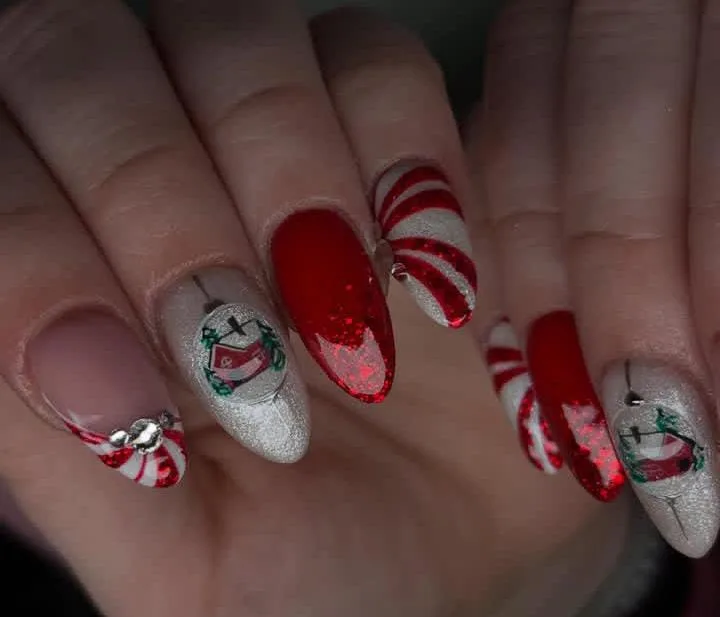 snow globe nails 046 50c232fbea
