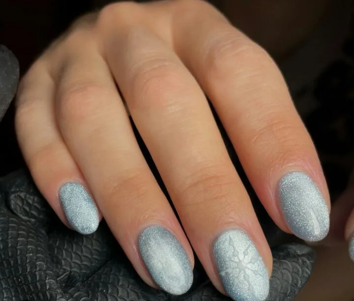 snowflake winter nails 019 5d93879584