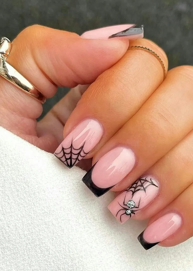 Square Halloween Nails for 2025 That Are Spooky, Chic, and Fun 1