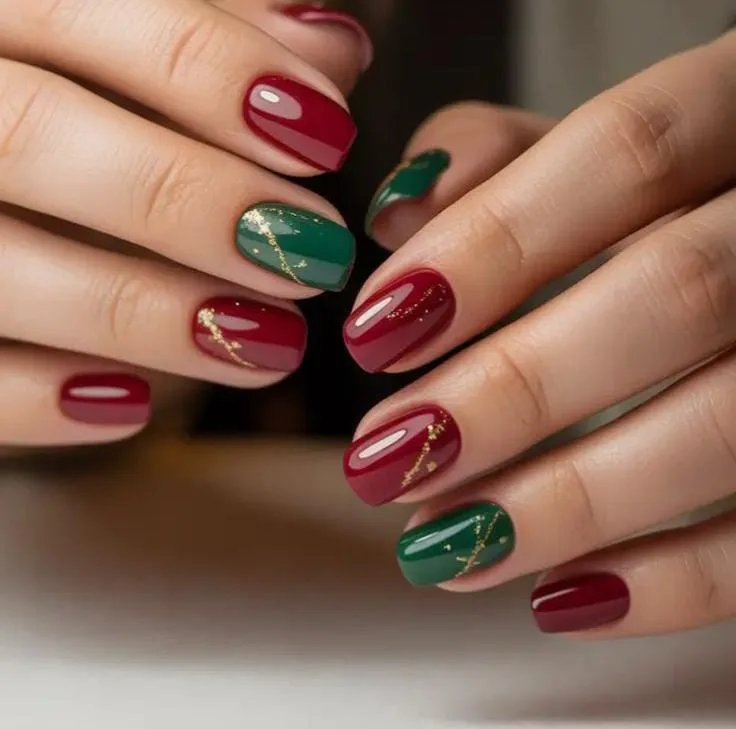 subtle christmas nails 014 c1c0c4c403