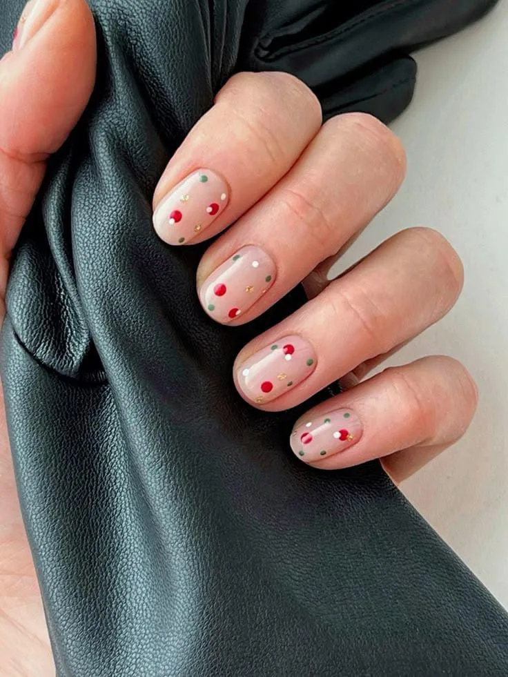 subtle christmas nails 035 60cfc691c7