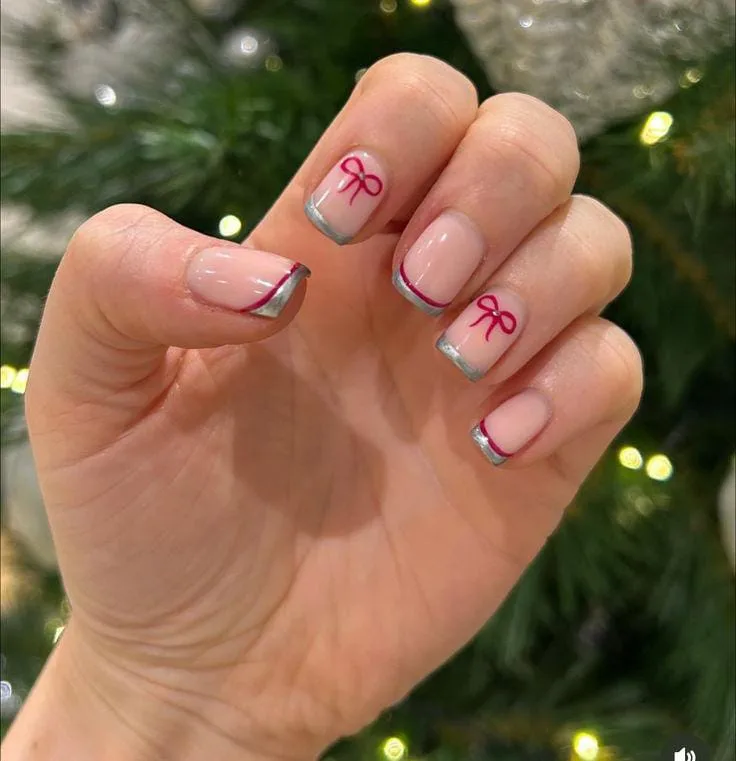 subtle christmas nails 042 7bc5da819f