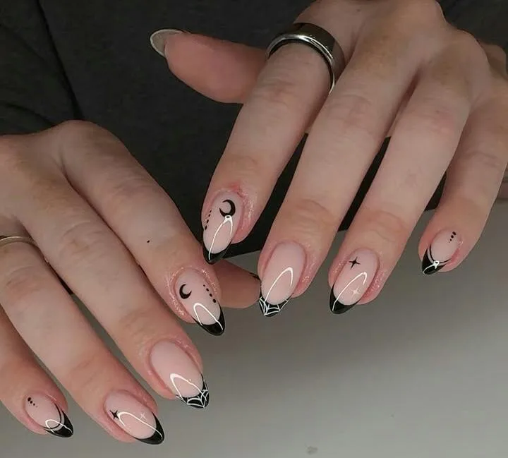 subtle halloween nails 007 71773905dd