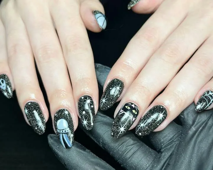 subtle halloween nails 021 b5c8b9c80b