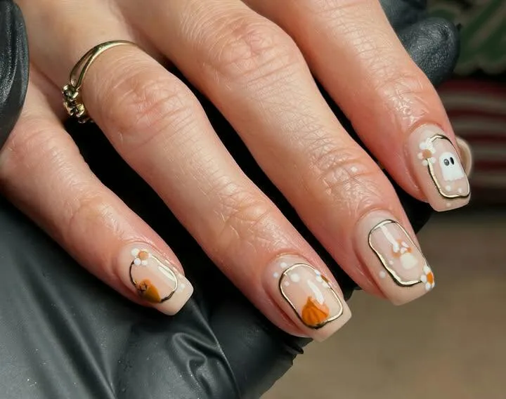 subtle halloween nails 032 90327b5319