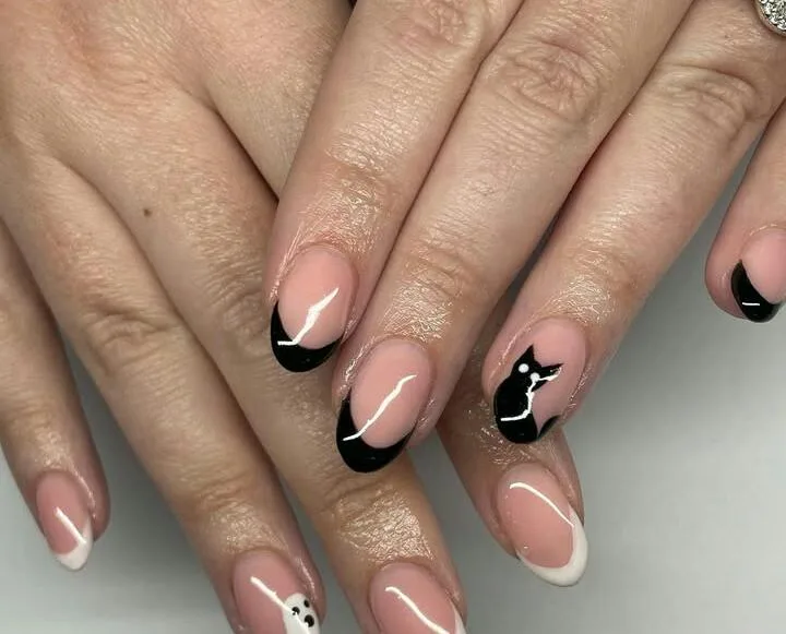 subtle halloween nails 058 cfb93bb4ab