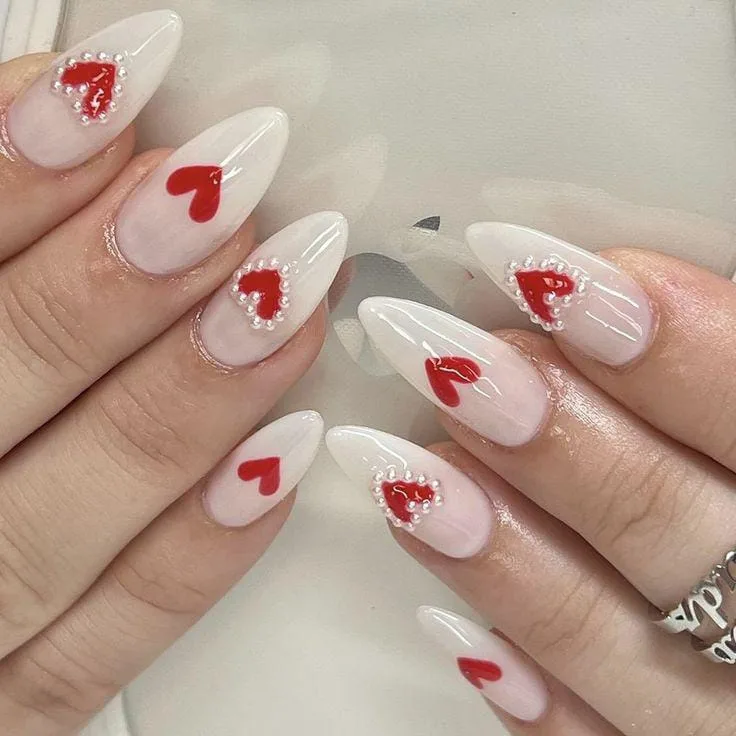 subtle valentines nails 009 892462c48f