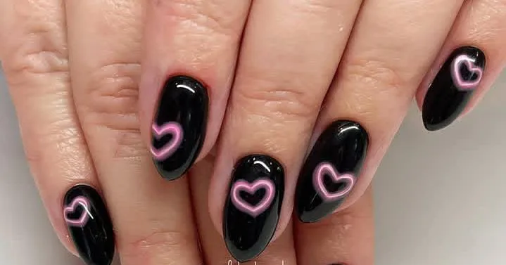 subtle valentines nails 040 c6d16676d4