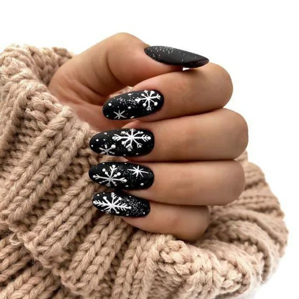 trending winter nails 048 b05689c4e1