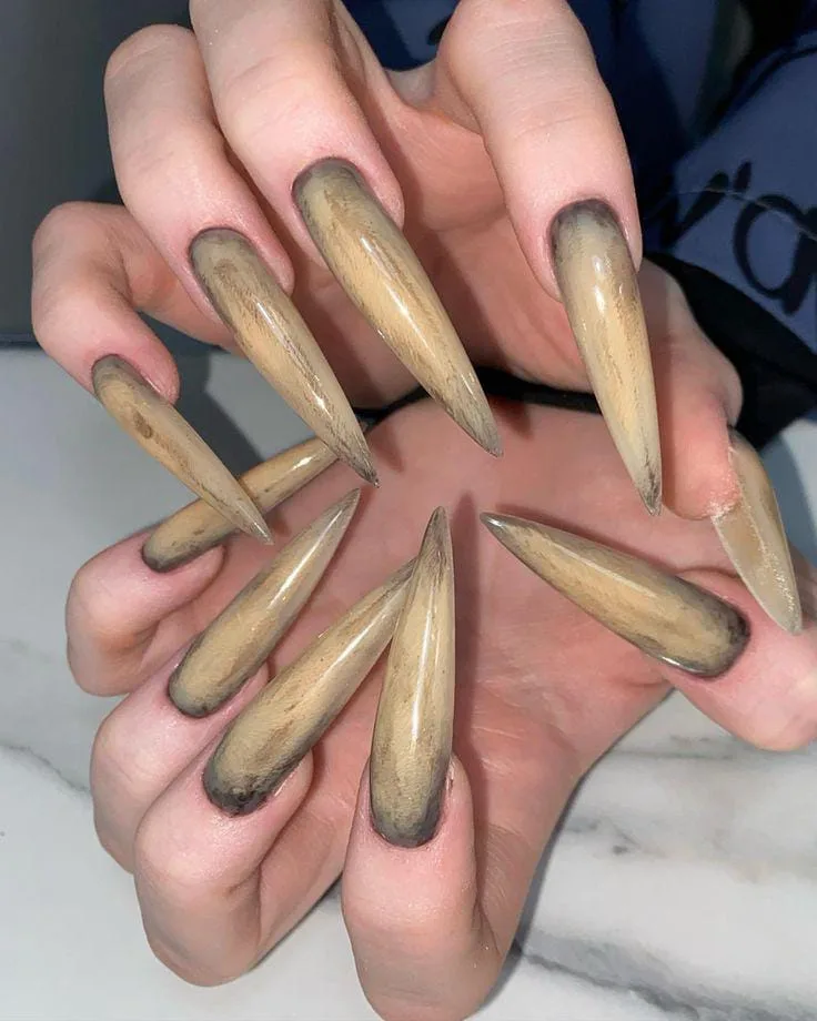 werewolf nails 004 9bb0fea57e