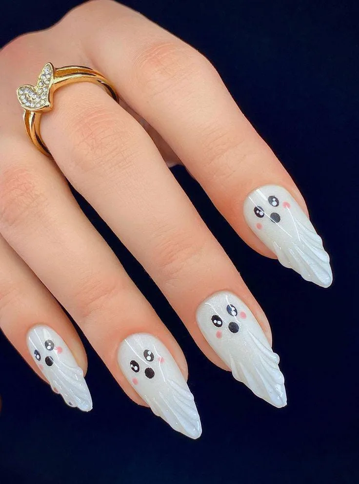 White Halloween Nails for 2025 That Are Spooky Yet Chic 1