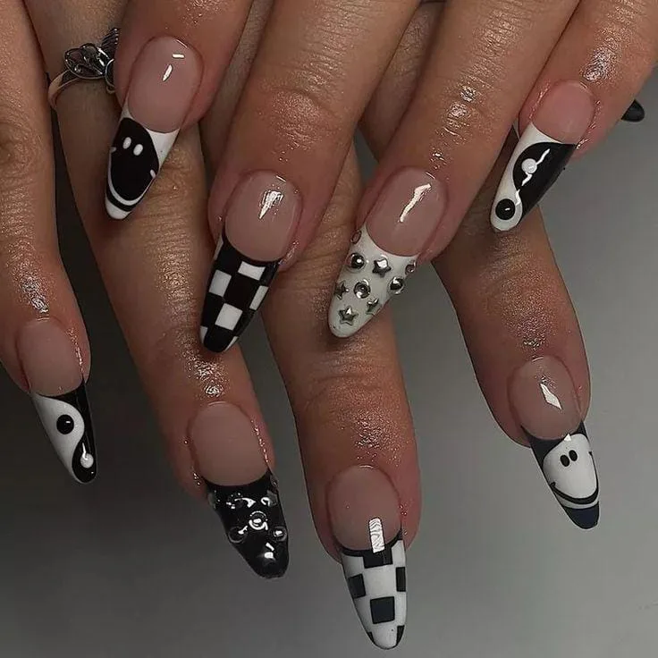 white halloween nails 024 d0638d1267